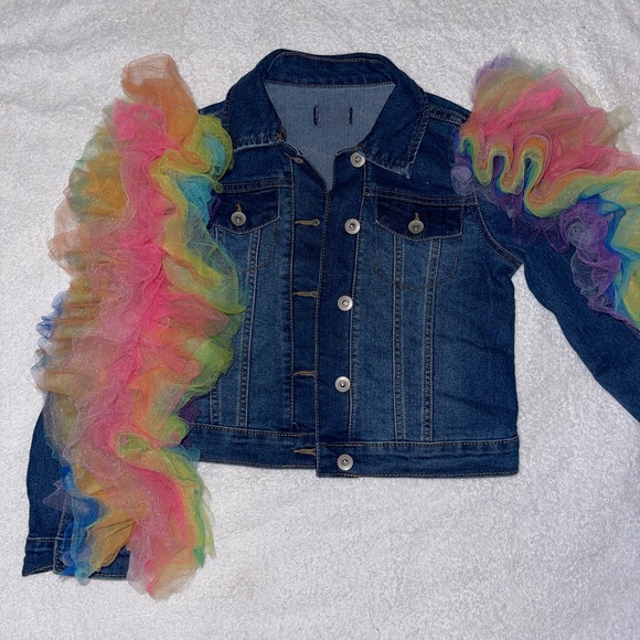 4 pair of Jeans 1 Jean Jacket 1 pair of Socks - Picture 4 of 15